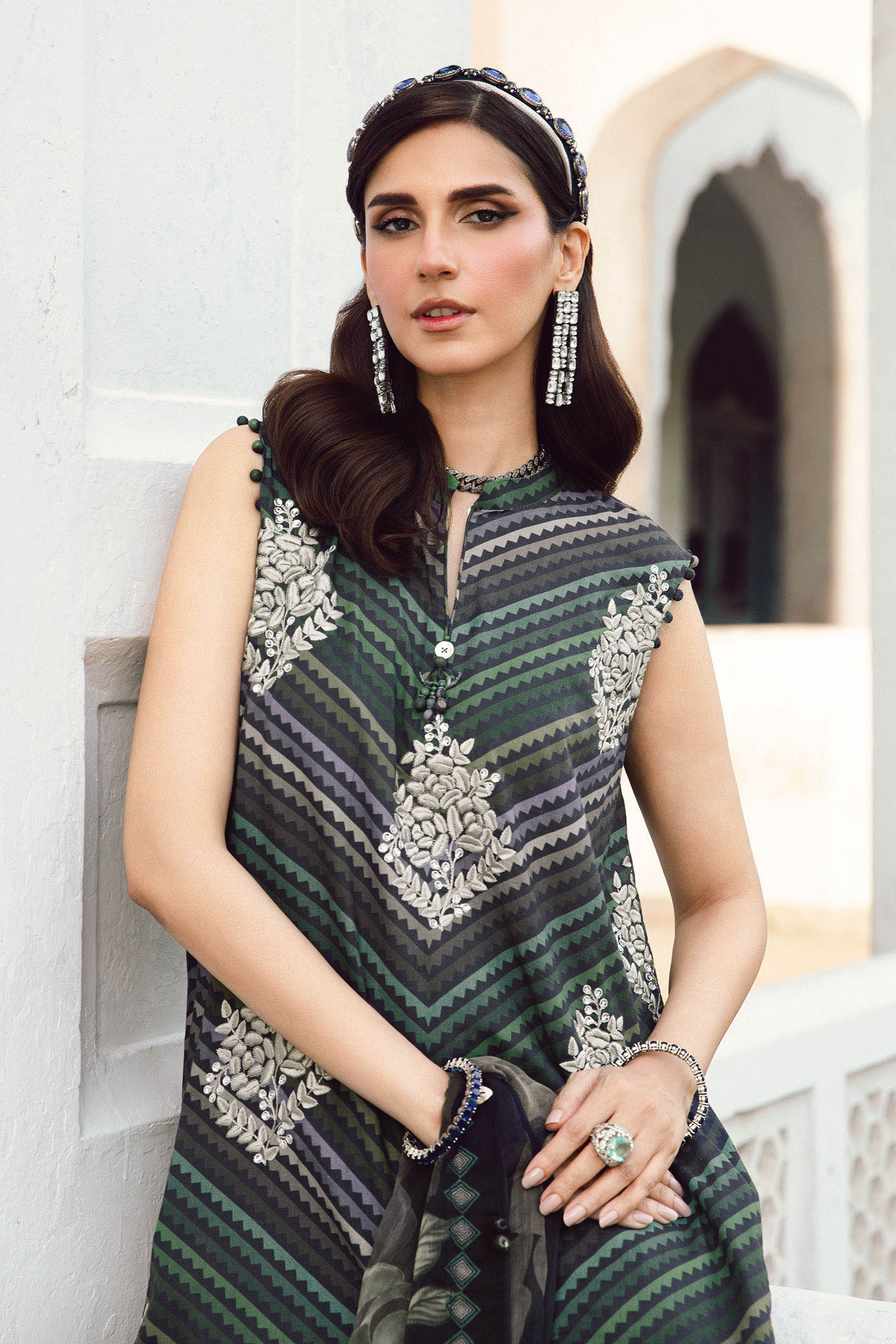 Maria.B MPrints Embroidered Cambric Unstitched 3Pc Suit