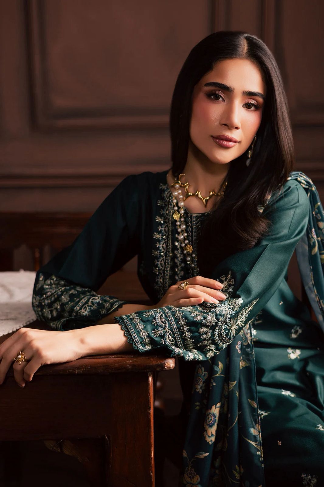 BATIK - 3PC LUXURY LAWN EMBROIDERED SUIT -4038